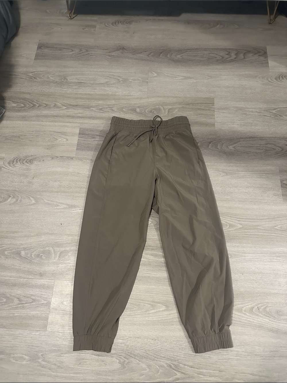 Women's Olive Drawstring Jogger Pants